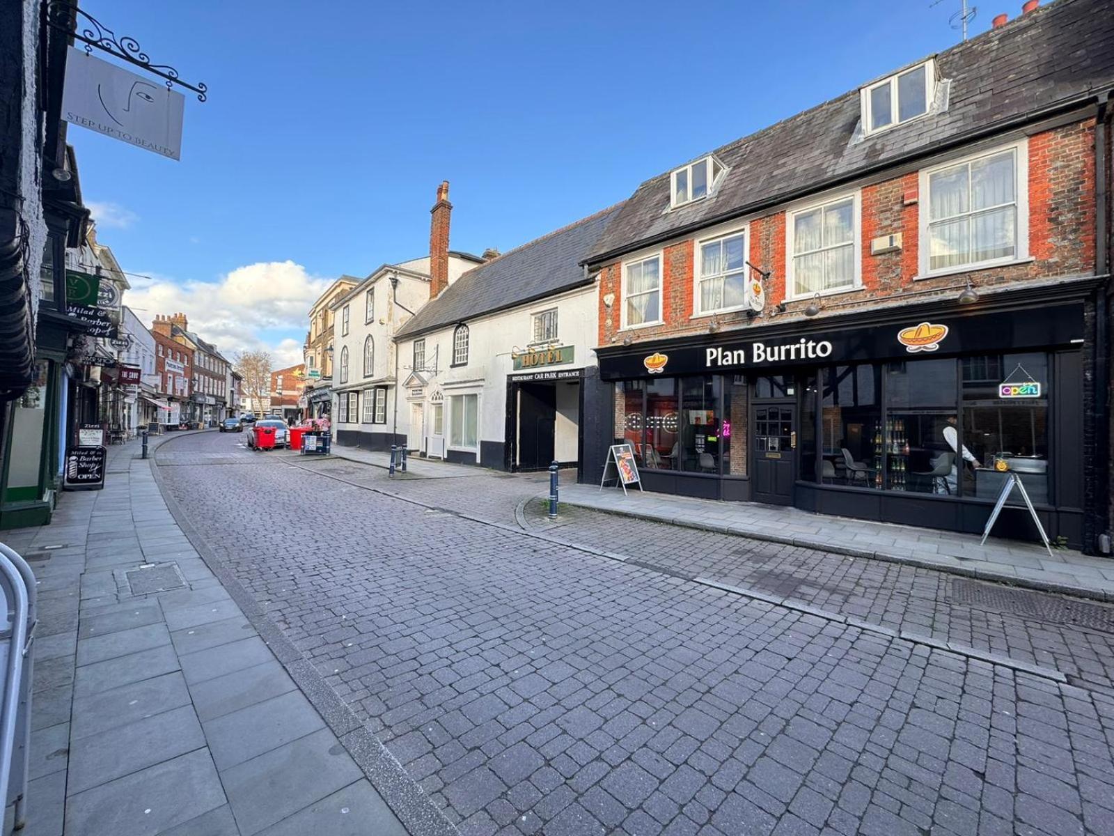 Villare Hitchin Town Centre Exterior foto